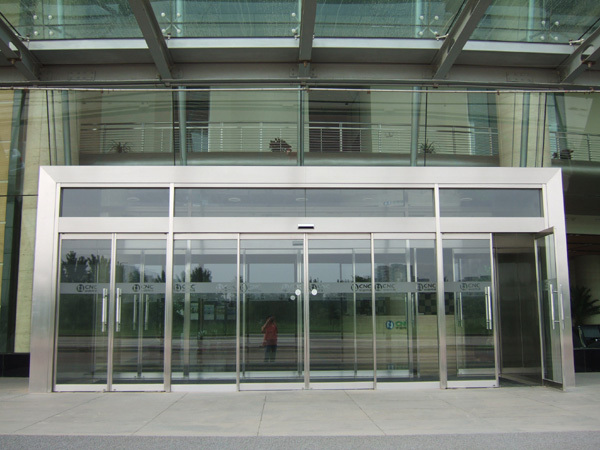 门业图片-玻璃门北京东城区安装玻璃隔断 玻璃门安装厂家bjblm图片